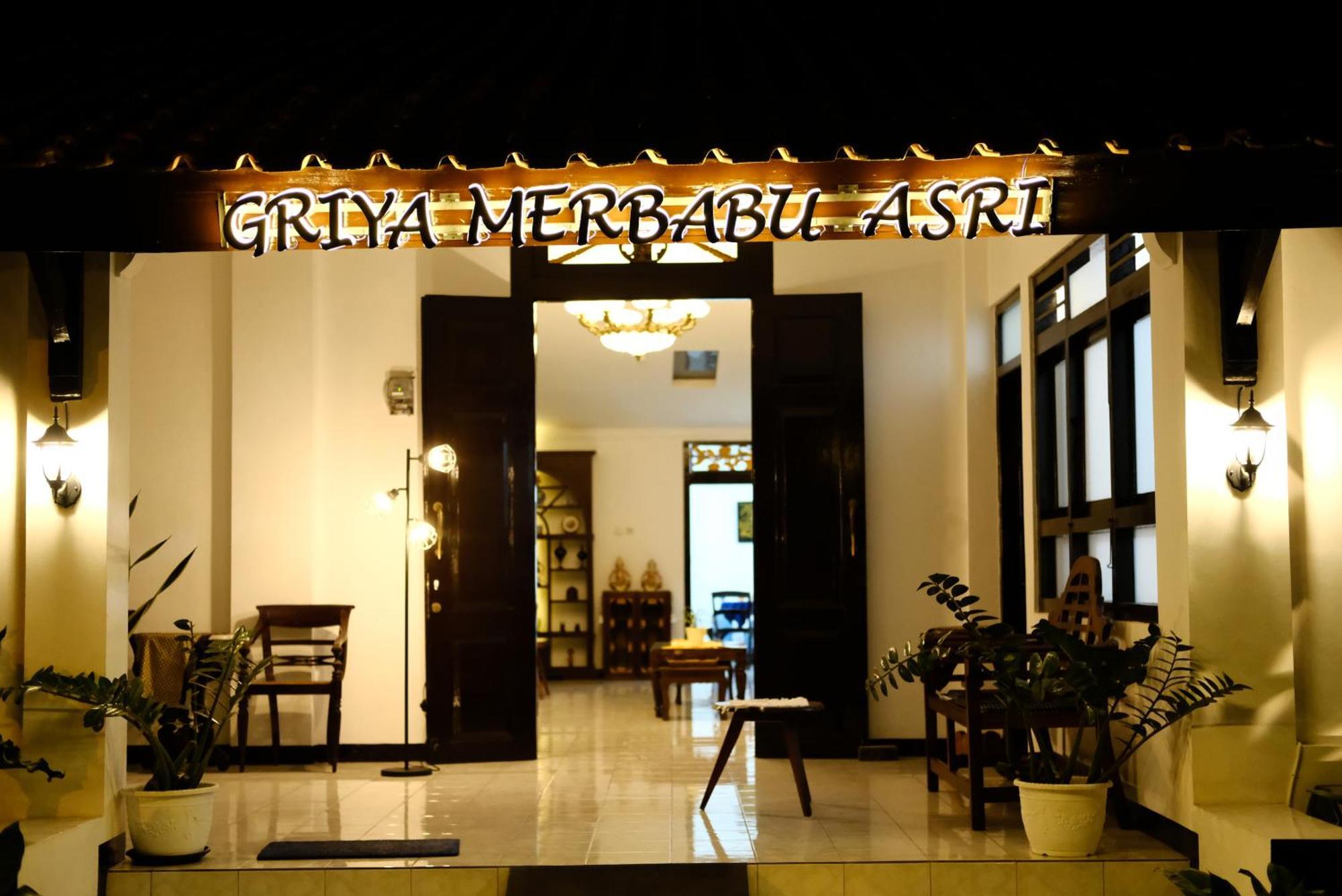 Griya Merbabu Asri Homestay Salatiga Exterior foto